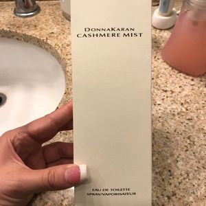 Donna Karen Cashmere Mist